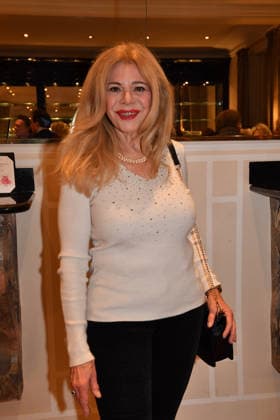 Julia Kent Premiere Wer schießt auf Frau Hummel Comedy at the Hotel Bayerischer Hof Munich January 15, 2026