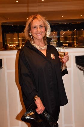 Diana Körner Premiere Wer schießt auf Frau Hummel Comedy at the Hotel Bayerischer Hof Munich January 15, 2026