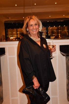 Diana Körner Premiere Wer schießt auf Frau Hummel Comedy at the Hotel Bayerischer Hof Munich January 15, 2026
