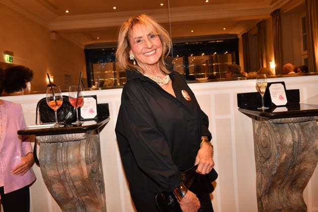 Diana Körner Premiere Wer schießt auf Frau Hummel Comedy at the Hotel Bayerischer Hof Munich January 15, 2026