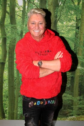 Hubert Fella at the departure of the jungle camp candidates of the RTL reality TV show Ich bin ein Star holt mich hier raus to Australia at Frankfurt am Main Airport Frankfurt, 15 01 2026 Foto:xAgenturxWehnertx xGränzdörferx xFuturexImagex dschungelcamp_6119