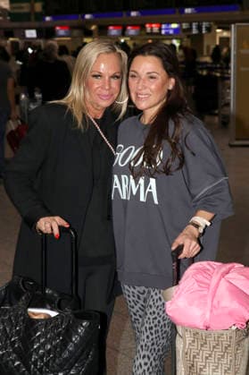 Birgit Fischer Höper and Simone Ballack at the departure of the jungle camp candidates of the RTL reality TV show Ich bin ein Star holt mich hier raus to Australia at Frankfurt am Main Airport Frankfurt, 15 01 2026 Foto:xAgenturxWehnertx xGränzdörferx xFuturexImagex dschungelcamp_6131