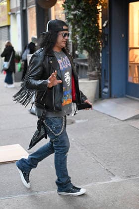 Slash from Guns N Roses spotted arriving at the Soho Sessions where he is performing tonight in New York City Featuring: Slash Where: New York City, New York, United States When: 15 Jan 2026 Credit: Elder Ordonez INSTARimages EDITORIAL USE ONLY. NOT FOR USE BY NEWSPAPERS BASED IN THE UK. Copyright: xx instar55385990