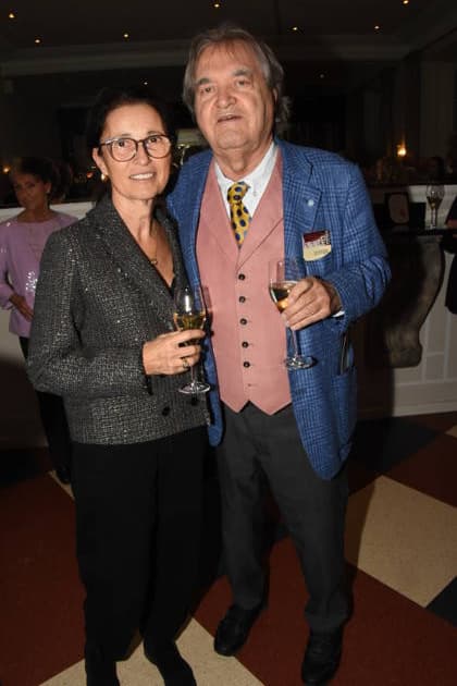 Silvia Adami Helmut Markwort Media entrepreneur Munich 15 01 2026 Komoedie im Bayerischen Hof Premiere Wer schiesst auf Frau Hummel Foto Bernd Muenchen Muenchen