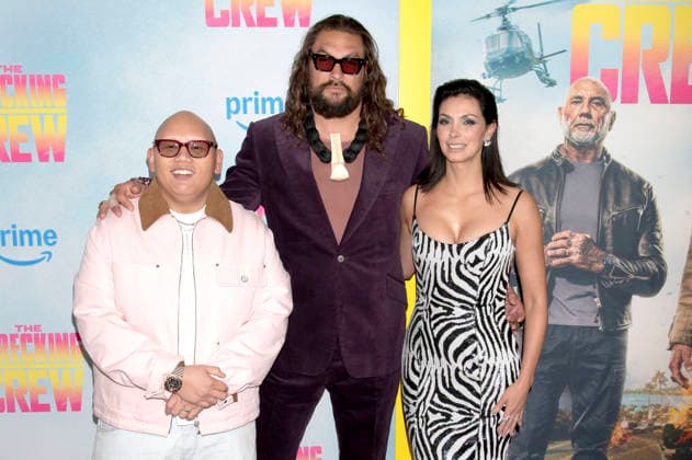 Jacob Batalon, Jason Momoa and Morena Baccarin at the special screening of the Amazon Prime Video movie The Wrecking Crew at Regal Times Square New York, 15 01 2026 Foto:xB.xHinex xFuturexImagex crew_6167