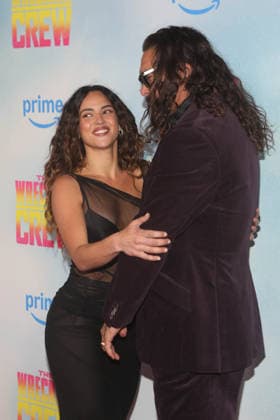 THE WRECKING CREW Screening New York Special Screening of Amazon MGM Studios™ THE WRECKING CREW Held at Regal Times Square Featuring: Adria Arjona, Jason Momoa Where: New York, New York, United States When: 15 Jan 2026 Credit: Udo Salters WENN New York New York United States Copyright: xUdoxSalters WENNx wenn40888069 DS7x wenn40888069