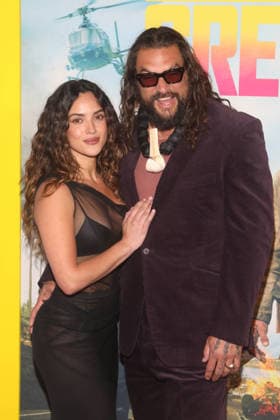 THE WRECKING CREW Screening New York Special Screening of Amazon MGM Studios™ THE WRECKING CREW Held at Regal Times Square Featuring: Adria Arjona, Jason Momoa Where: New York, New York, United States When: 15 Jan 2026 Credit: Udo Salters WENN New York New York United States Copyright: xUdoxSalters WENNx wenn40888082 DS7x wenn40888082