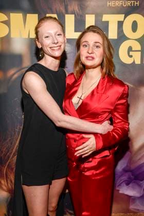 abb Dana Herfurth and Hille Norden as guests on the red carpet at the premiere of the movie SmallTown Girl at the cinema in the Kulturbrauerei on 15 01 2026 Berlin Germany