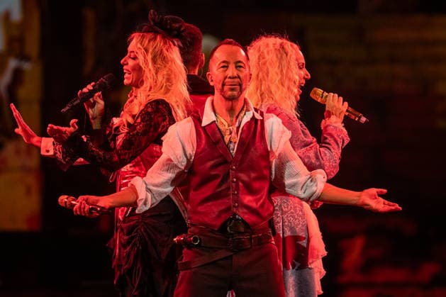 DJ BoBo, Europa Park Arena, The Great Adventure, concert, January 15, Europa Park Rust, Eurodance, live show, spectacular stage, lighting effects, dancers, choreography, hits, fans, sold out, tour start, multimedia show, Copyright: xFINLEYxMÖRCHx