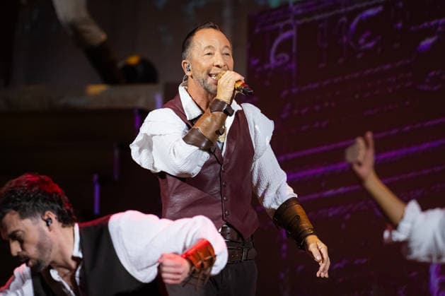 DJ BoBo, Europa Park Arena, The Great Adventure, concert, January 15, Europa Park Rust, Eurodance, live show, spectacular stage, lighting effects, dancers, choreography, hits, fans, sold out, tour start, multimedia show, VR experience, Copyright: xFINLEYxMÖRCHx
