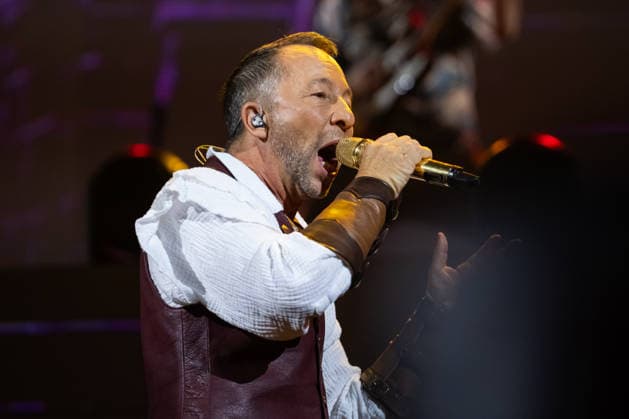 DJ BoBo, Europa Park Arena, The Great Adventure, concert, January 15, Europa Park Rust, Eurodance, live show, spectacular stage, lighting effects, dancers, choreography, hits, fans, sold out, tour start, multimedia show, VR experience, Copyright: xFINLEYxMÖRCHx
