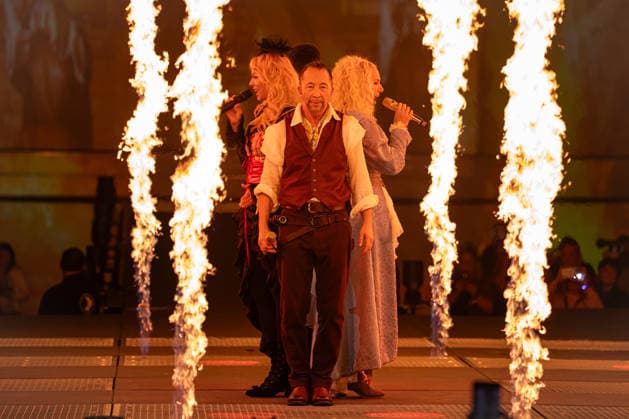 DJ BoBo, Europa Park Arena, The Great Adventure, concert, January 15, Europa Park Rust, Eurodance, live show, spectacular stage, lighting effects, dancers, choreography, hits, fans, sold out, tour start, multimedia show, Copyright: xFINLEYxMÖRCHx