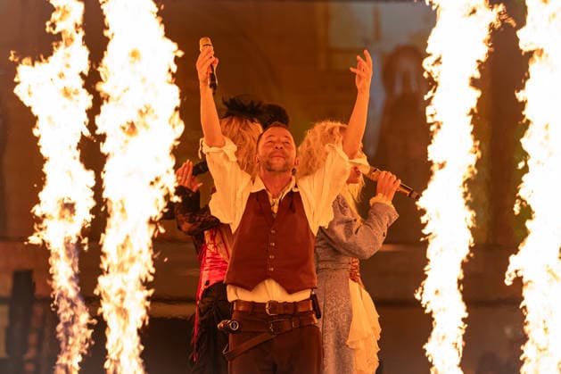DJ BoBo, Europa Park Arena, The Great Adventure, concert, January 15, Europa Park Rust, Eurodance, live show, spectacular stage, lighting effects, dancers, choreography, hits, fans, sold out, tour start, multimedia show, VR experience, Copyright: xFINLEYxMÖRCHx