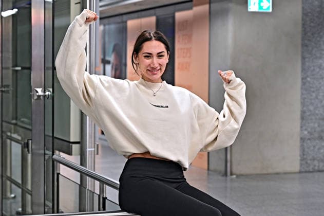 RTL Jungle Camp 2026 Samira Yavuz on the occasion of the departure of the candidates of the RTL program Ich bin ein Star holt mich hier raus to the Jungle Camp 2026 in Australia on 16 01 2026 at Frankfurt Main Airport 20260116MWI100195
