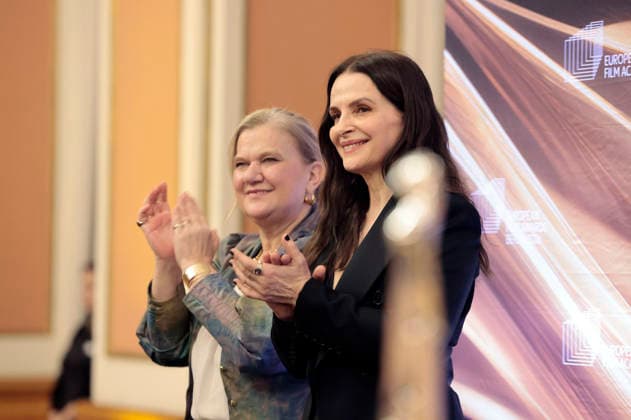 Ada Solomon and Juliette Binoche at the Mayor s Night of the European Film Academy as part of the 38 European Film Awards in the Rotes Rathaus Berlin, 16 01 2026 Foto:xS.xGabschx xFuturexImagex mayors_6118