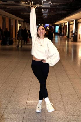 Samira Yavuz at the departure of the jungle camp candidates of the RTL reality TV show Ich bin ein Star holt mich hier raus to Australia at Frankfurt am Main Airport Frankfurt, 16 01 2026 Foto:xAgenturxWehnertx xGränzdörferx xFuturexImagex dschungelcamp_6174
