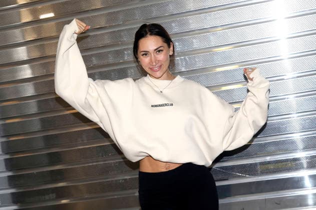 Samira Yavuz at the departure of the jungle camp candidates of the RTL reality TV show Ich bin ein Star holt mich hier raus to Australia at Frankfurt am Main Airport Frankfurt, 16 01 2026 Foto:xAgenturxWehnertx xGränzdörferx xFuturexImagex dschungelcamp_6182