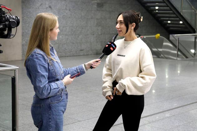 Samira Yavuz at the departure of the jungle camp candidates of the RTL reality TV show Ich bin ein Star holt mich hier raus to Australia at Frankfurt am Main Airport Frankfurt, 16 01 2026 Foto:xAgenturxWehnertx xGränzdörferx xFuturexImagex dschungelcamp_6186