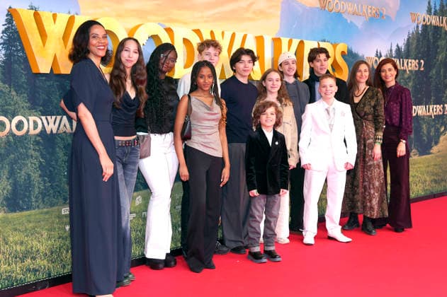 Cast and crew at the premiere of the movie Woodwalkers 2 at Mathäser Filmpalast Munich, 16 01 2026 Foto:xN.xKolinzx xFuturexImagex woodwalkers_6127
