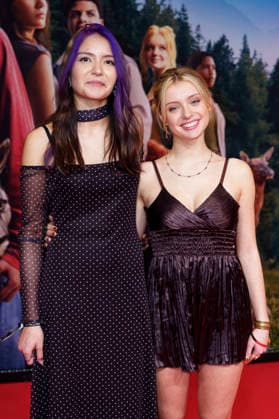 Olivia Sinclair and Lara Amelie Rosa at the premiere of the movie Woodwalkers 2 at Mathäser Filmpalast Munich, 16 01 2026 Foto:xN.xKolinzx xFuturexImagex woodwalkers_6164