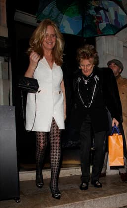 Rod Stewart and Penny Lancaster leave Annabelle s Rod Stewart carries a Louis Vuitton bag as he and Penny Lancaster leave private members club Annabelle s in the small hours, London, UK, 16 January 2026., Credit:James Smart Pictures Avalon  Copyright: xJames SmartxPicturesx xAvalonx 1066658941