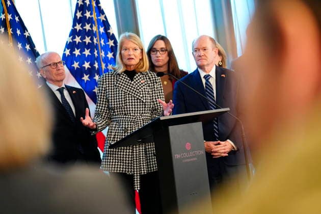 DENMARK Press conference with American delegation Senator Lisa Murkowski from the Republican Party speaks during a press conference with an American delegation, consisting of senators and members of the House of Representatives, in Copenhagen, Saturday, January 17, 2026. The delegation, which consists of 11 American congress members, is visiting Denmark after the US President, Donald Trump, reiterated his desire for ownership of Greenland. (Photo: Ida Marie Odgaard Scanpix 2026) , Copenhagen Denmark *** DENMARK Press conference with American delegation Senator Lisa Murkowski from the Republican Party speaks during a press conference with an American delegation, consisting of senators and members of the House of Representatives, in Copenha  Copyright: IdaxMariexOdgaardx spdk20260117-111808-L