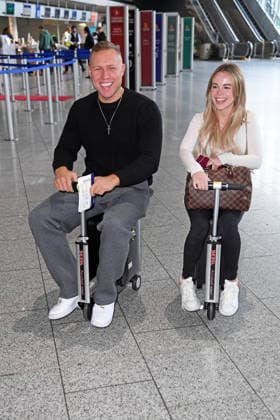 Patrick Romer with girlfriend Annelie Henze Departure of the candidates of the RTL TV show ICH BIN EIN STAR, HOLT MICH HIER RAUS at Frankfurt Airport in Frankfurt am Main on 17 01 2026