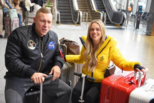 Patrick Romer with girlfriend Annelie Henze Departure of the candidates of the RTL TV show ICH BIN EIN STAR, HOLT MICH HIER RAUS at Frankfurt Airport in Frankfurt am Main on 17 01 2026