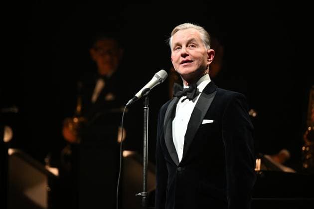 Max Raabe and the Palast Orchester invite you to stroke the bumblebee at the Philharmonie Essen FOR EDITORIAL PURPOSES ONLY EDITORIAL USE ONLY p Max Raabe and the Palast Orchester will perform at the Philharmonie Essen on Friday, January 16, 2026 Germany NRW Essen Copyright VladimirxWegener Copyright: VladimirxWegener doc8466jcecsnn1byw36i1w ,EDITORIAL USE ONLY Copyright: VladimirxWegener
