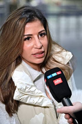 RTL Dschungelcamp 2026 Eva Benetatou on the occasion of the departure of the candidates of the RTL program Ich bin ein Star holt mich hier raus to the Jungle Camp 2026 in Australia on 17 01 2026 at Frankfurt Main Airport 20260117MWI100386