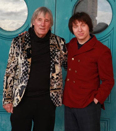 Sunny Afternoon musical London, UK. Former The Kinks drummer Mick Avory (left) with the cast of the musical production Sunny Afternoon. The show is about the rise of the north London music group The Kinks in the 1960s. They were considered part of the elite British music scene and rivals to The Beatles and The Rolling Stones at the time. L-R: Mick Avory and Zakarie Stokes (Mick Avory). The show has been on tour around the UK. They™re in London to 31st January 2026, Alexandra Palace. 16th January 2026. LMK11-S170126-001 Steve Bealing Landmark Media 