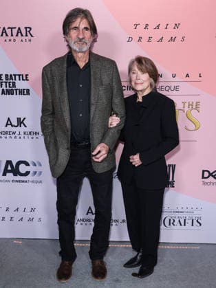 American Cinematheque s 5th Annual Tribute To The Crafts HOLLYWOOD, LOS ANGELES, CALIFORNIA, USA - JANUARY 16: Jack Fisk and wife Sissy Spacek arrive at the American Cinematheque s 5th Annual Tribute To The Crafts held at The Egyptian Theatre Hollywood on January 16, 2026 in Hollywood, Los Angeles, California, United States., Credit:Xavier Collin Avalon United States, California, Hollywood, The Egyptian Theatre Hollywood  Copyright: xXavierxCollinx xAvalonx 1066765073