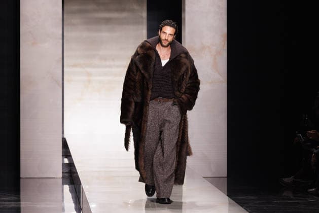 News - Dolce & Gabbana - Runway - Milan Fashion Week - Menswear Fall Winter 2026-2027 A model walks the runway during the Dolce &amp; Gabbana Fall Winter 2026 2027 menswear show at Milan Men s Fashion Week, on January 17, 2026, in Milan, Italy. Photo by Cinzia Camela. Milan Metropol Italy Copyright: xCinziaxCamelax xLiveMediax LPN_2241804