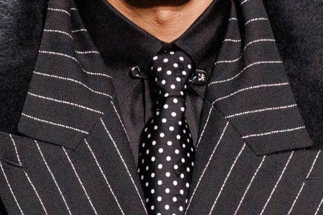 News - Dolce & Gabbana - Runway - Milan Fashion Week - Menswear Fall Winter 2026-2027 A model walks the runway during the Dolce &amp; Gabbana Fall Winter 2026 2027 menswear show at Milan Men s Fashion Week, on January 17, 2026, in Milan, Italy. Photo by Cinzia Camela. Milan Metropol Italy Copyright: xCinziaxCamelax xLiveMediax LPN_2241899