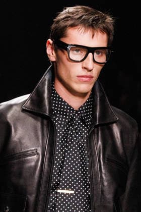 News - Dolce & Gabbana - Runway - Milan Fashion Week - Menswear Fall Winter 2026-2027 A model (detail) walks the runway during the Dolce &amp; Gabbana Fall Winter 2026 2027 menswear show at Milan Men s Fashion Week, on January 17, 2026, in Milan, Italy. Photo by Cinzia Camela. Milan Metropol Italy Copyright: xCinziaxCamelax xLiveMediax LPN_2241966