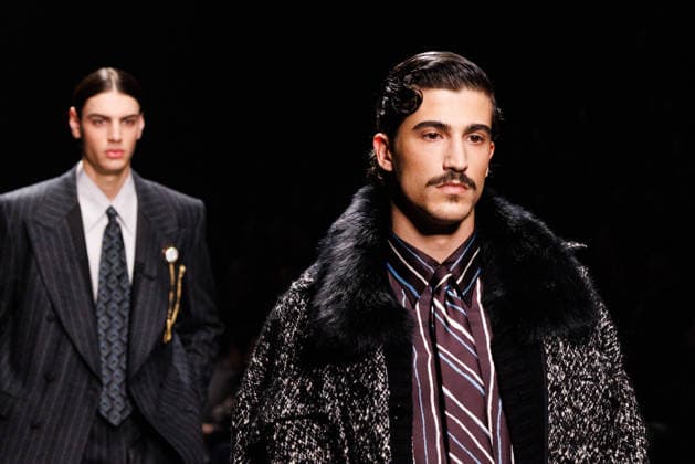 News - Dolce & Gabbana - Runway - Milan Fashion Week - Menswear Fall Winter 2026-2027 A model walks the runway during the Dolce &amp; Gabbana Fall Winter 2026 2027 menswear show at Milan Men s Fashion Week, on January 17, 2026, in Milan, Italy. Photo by Cinzia Camela. Milan Metropol Italy Copyright: xCinziaxCamelax xLiveMediax LPN_2242091