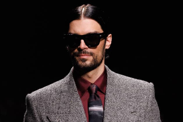 News - Dolce & Gabbana - Runway - Milan Fashion Week - Menswear Fall Winter 2026-2027 A model walks the runway during the Dolce &amp; Gabbana Fall Winter 2026 2027 menswear show at Milan Men s Fashion Week, on January 17, 2026, in Milan, Italy. Photo by Cinzia Camela. Milan Metropol Italy Copyright: xCinziaxCamelax xLiveMediax LPN_2242138