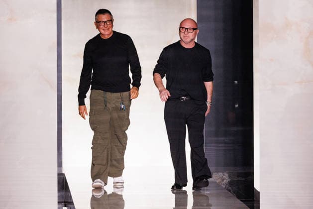 News - Dolce & Gabbana - Runway - Milan Fashion Week - Menswear Fall Winter 2026-2027 Stefano Gabbana and Domenico Dolce acknowledge the audience s applause during the Dolce &amp; Gabbana Men s Fall Winter 2026 2027 fashion show at Milan Fashion Week, January 17, 2026, in Milan, Italy. Photo: Cinzia Camela. Milan Metropol Italy Copyright: xCinziaxCamelax xLiveMediax LPN_2242142