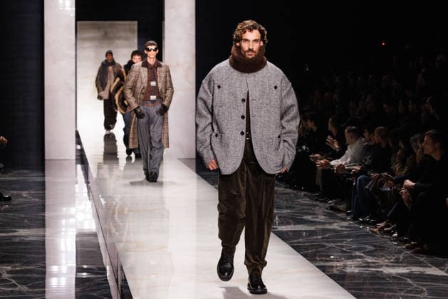 News - Dolce & Gabbana - Runway - Milan Fashion Week - Menswear Fall Winter 2026-2027 A model walks the runway during the Dolce &amp; Gabbana Fall Winter 2026 2027 menswear show at Milan Men s Fashion Week, on January 17, 2026, in Milan, Italy. Photo by Cinzia Camela. Milan Metropol Italy Copyright: xCinziaxCamelax xLiveMediax LPN_2242324