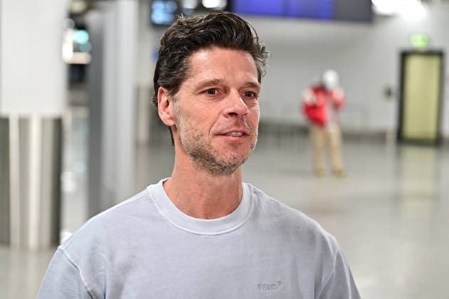 RTL Dschungelcamp 2026 Stephen Dürr on the occasion of the departure of the candidates of the RTL program Ich bin ein Star holt mich hier raus to the Jungle Camp 2026 in Australia on 17 01 2026 at Frankfurt Main Airport 20260117MWI101862