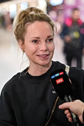 RTL Dschungelcamp 2026 Katharina Katharina Wedemann Dürr on the occasion of the departure of the candidates of the RTL program Ich bin ein Star holt mich hier raus to the Jungle Camp 2026 in Australia on 17 01 2026 at Frankfurt Main Airport 20260117MWI101919