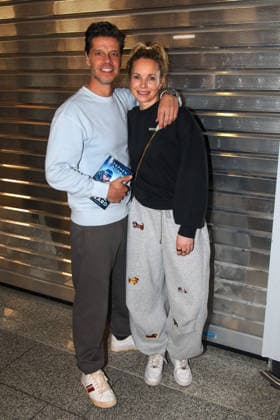 Departure of the candidates of the RTL TV show ICH BIN EIN STAR HOLT MICH HIER RAUS Frankfurt Main, 17 01 2026 Steffen Dürr with wife Katharina Wedemann departing for Australia for the RTL Jungle Camp 2026 at Frankfurt Airport Hesse Germany Copyright: xMatthiasxGränzdörferx