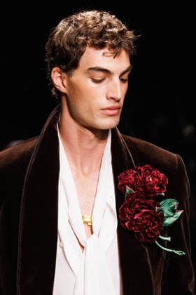 News - Dolce & Gabbana - Runway - Milan Fashion Week - Menswear Fall Winter 2026-2027 A model walks the runway during the Dolce &amp; Gabbana Fall Winter 2026 2027 menswear show at Milan Men s Fashion Week, on January 17, 2026, in Milan, Italy. Photo by Cinzia Camela. Milan Metropol Italy Copyright: xCinziaxCamelax xLiveMediax LPN_2242589