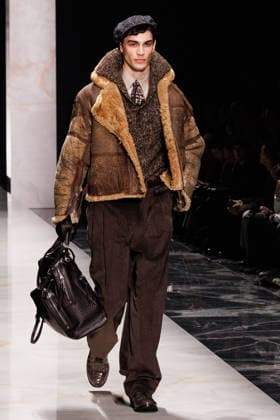 News - Dolce & Gabbana - Runway - Milan Fashion Week - Menswear Fall Winter 2026-2027 A model walks the runway during the Dolce &amp; Gabbana Fall Winter 2026 2027 menswear show at Milan Men s Fashion Week, on January 17, 2026, in Milan, Italy. Photo by Cinzia Camela. Milan Metropol Italy Copyright: xCinziaxCamelax xLiveMediax LPN_2242910