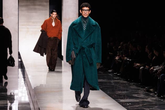 News - Dolce & Gabbana - Runway - Milan Fashion Week - Menswear Fall Winter 2026-2027 A model walks the runway during the Dolce &amp; Gabbana Fall Winter 2026 2027 menswear show at Milan Men s Fashion Week, on January 17, 2026, in Milan, Italy. Photo by Cinzia Camela. Milan Metropol Italy Copyright: xCinziaxCamelax xLiveMediax LPN_2242925