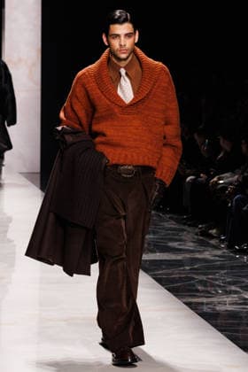 News - Dolce & Gabbana - Runway - Milan Fashion Week - Menswear Fall Winter 2026-2027 A model walks the runway during the Dolce &amp; Gabbana Fall Winter 2026 2027 menswear show at Milan Men s Fashion Week, on January 17, 2026, in Milan, Italy. Photo by Cinzia Camela. Milan Metropol Italy Copyright: xCinziaxCamelax xLiveMediax LPN_2242931