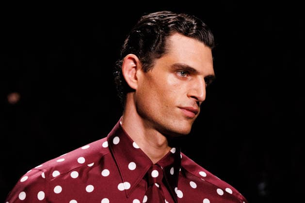 News - Dolce & Gabbana - Runway - Milan Fashion Week - Menswear Fall Winter 2026-2027 A model walks the runway during the Dolce &amp; Gabbana Fall Winter 2026 2027 menswear show at Milan Men s Fashion Week, on January 17, 2026, in Milan, Italy. Photo by Cinzia Camela. Milan Metropol Italy Copyright: xCinziaxCamelax xLiveMediax LPN_2242962