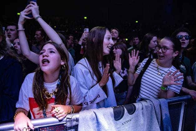 GRONINGEN - Antoon fans during a concert at the Oosterpoort on the final day of the anniversary edition of Eurosonic Noorderslag (ESNS). The Groningen festival is celebrating its 40th anniversary. PAUL BERGEN ANP netherlands out - belgium out  Copyright: xx x547808456x originalFilename: 547808456.jpg