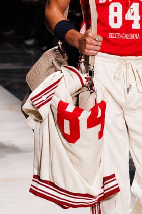 News - Dolce & Gabbana - Runway - Milan Fashion Week - Menswear Fall Winter 2026-2027 A model (detail) walks the runway during the Dolce &amp; Gabbana Fall Winter 2026 2027 menswear show at Milan Men s Fashion Week, on January 17, 2026, in Milan, Italy. Photo by Cinzia Camela. Milan Metropol Italy Copyright: xCinziaxCamelax xLiveMediax LPN_2243597