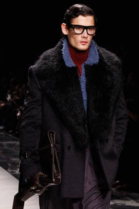News - Dolce & Gabbana - Runway - Milan Fashion Week - Menswear Fall Winter 2026-2027 A model walks the runway during the Dolce &amp; Gabbana Fall Winter 2026 2027 menswear show at Milan Men s Fashion Week, on January 17, 2026, in Milan, Italy. Photo by Cinzia Camela. Milan Metropol Italy Copyright: xCinziaxCamelax xLiveMediax LPN_2243601